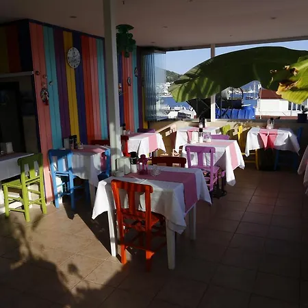 호텔 Hotel Can Bodrum
